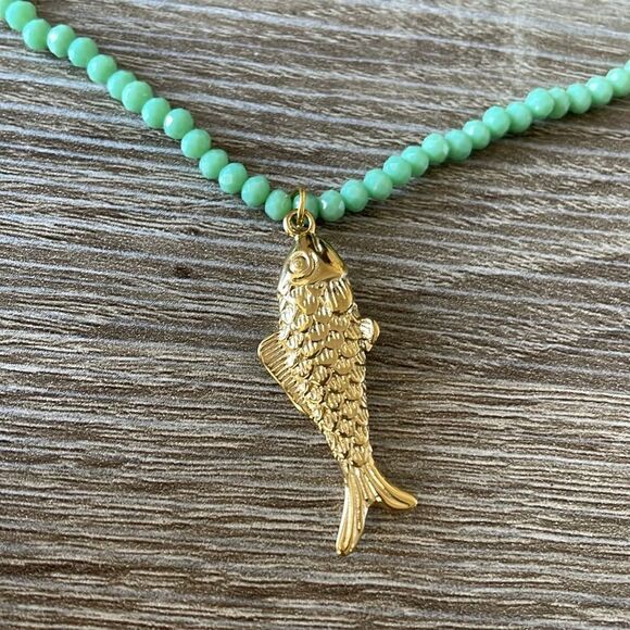 Gold Fish Pendant Necklace N1058 - Picture 4 of 5